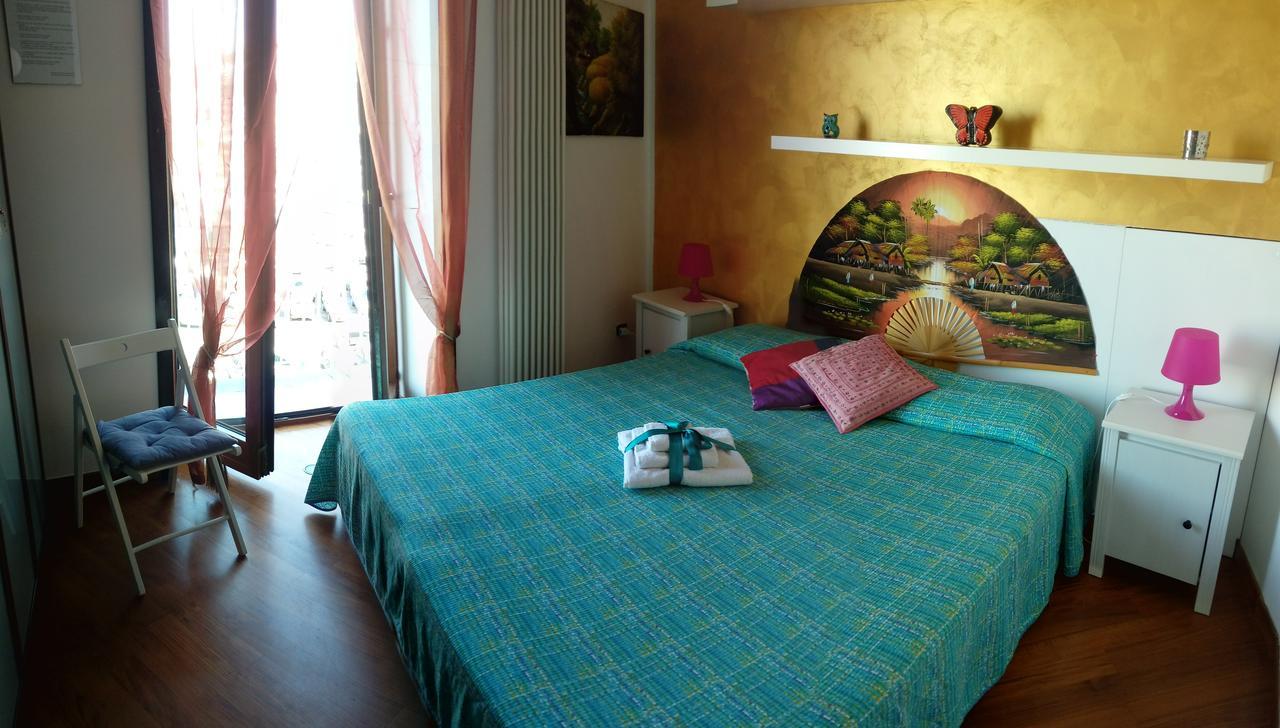 Aria Di Mare Dimorra Bed and Breakfast Pozzuoli Buitenkant foto